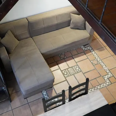 Apartment Al 25 Trastevere, *