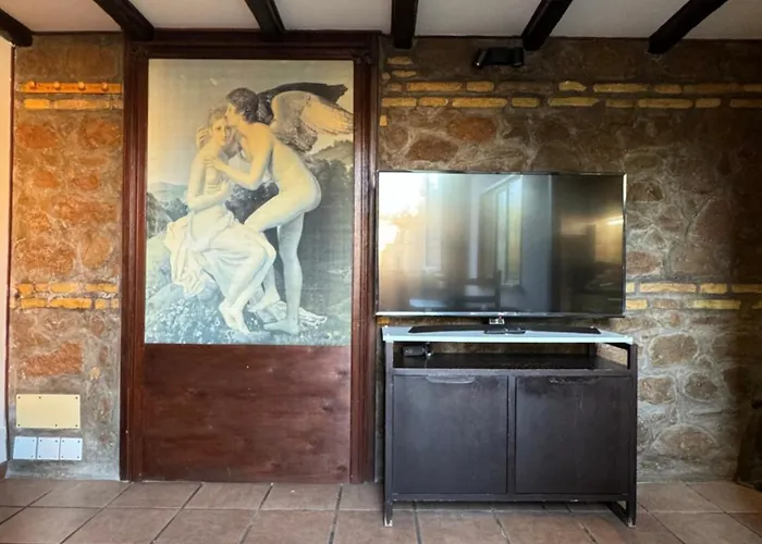 Al 25 Trastevere, Lägenhet