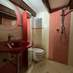 Al 25 Trastevere, ローマ